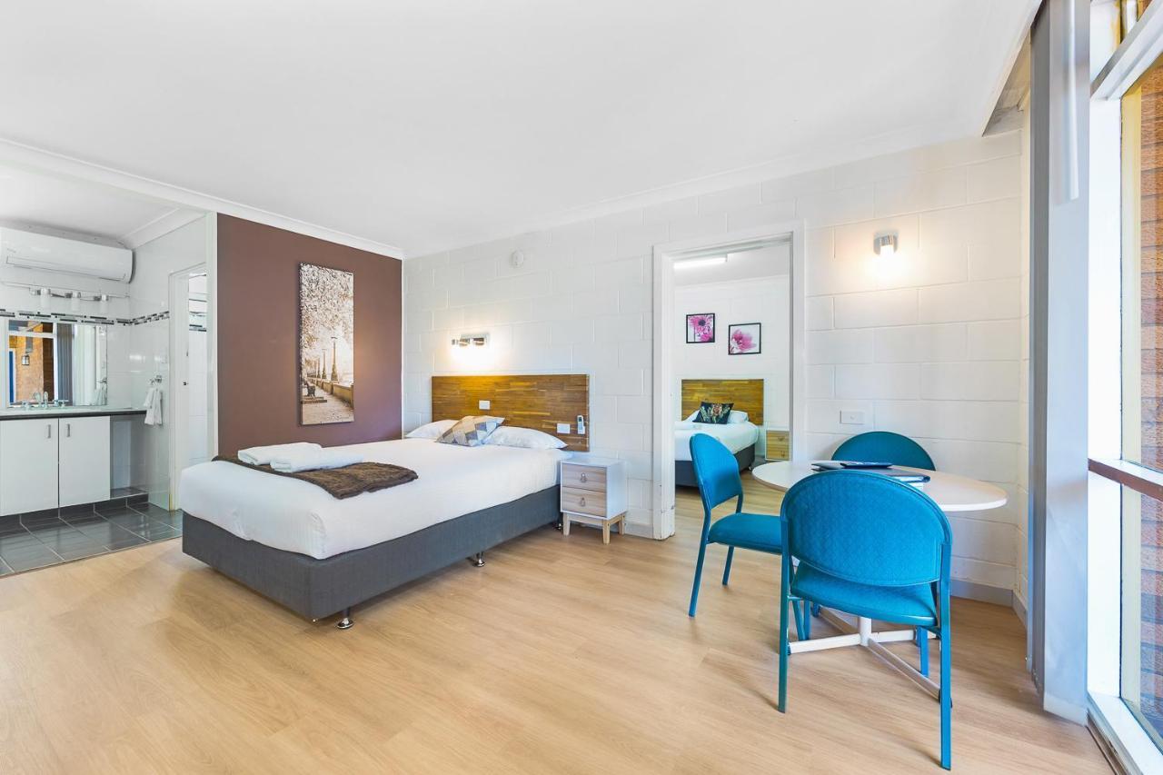 Plainsman Motel Forbes Luaran gambar
