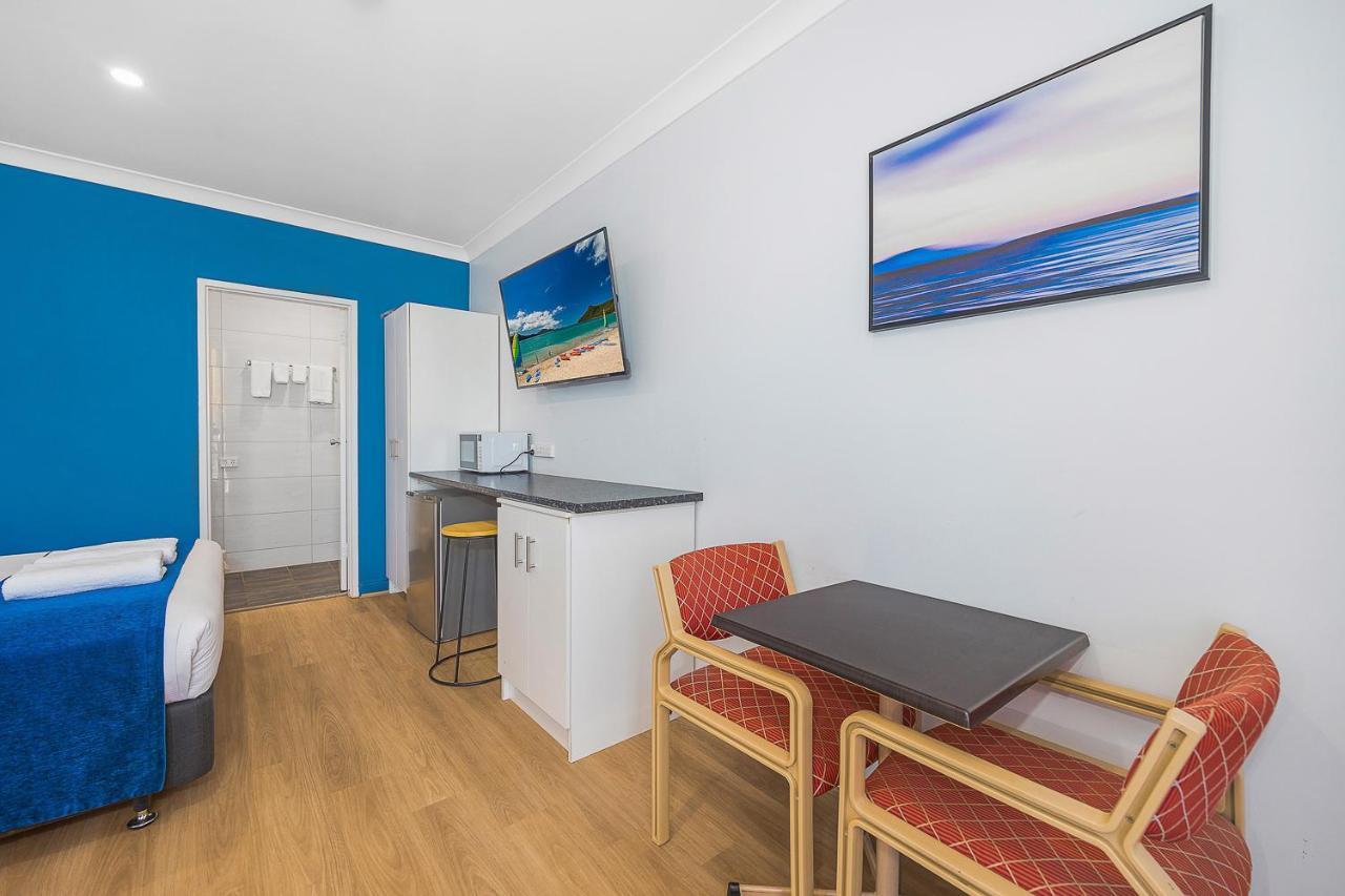 Plainsman Motel Forbes Luaran gambar