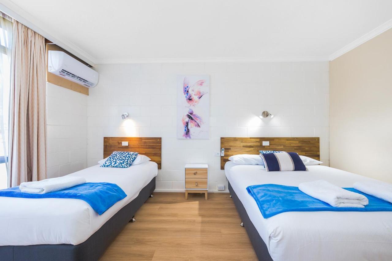 Plainsman Motel Forbes Luaran gambar