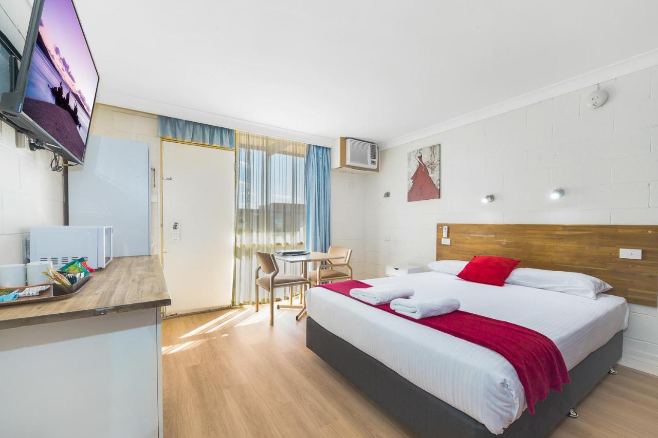 Plainsman Motel Forbes Luaran gambar