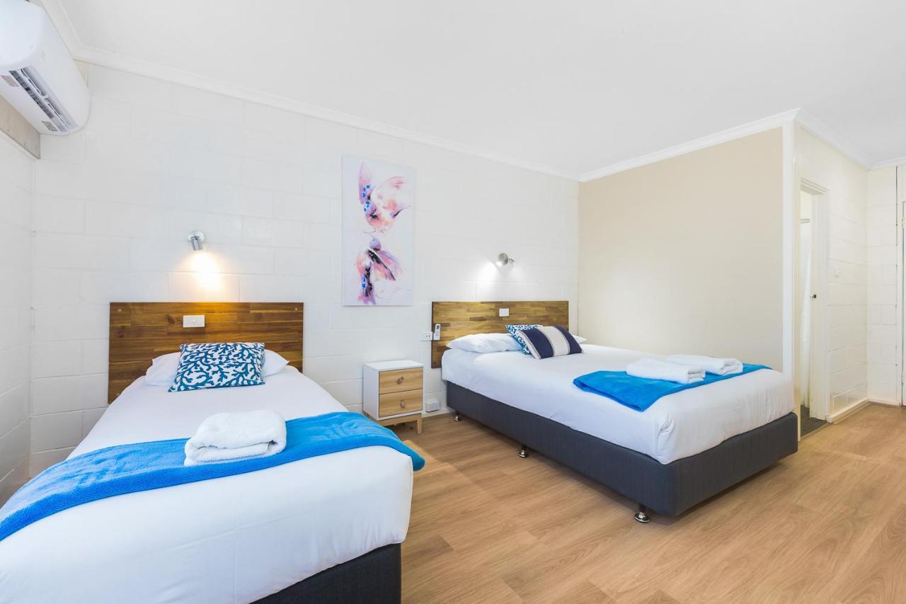 Plainsman Motel Forbes Luaran gambar